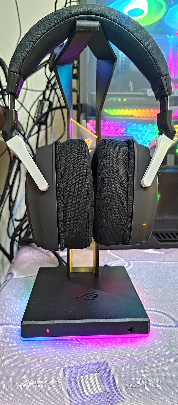 點我看大圖 ROG DELTA S WIRELESS