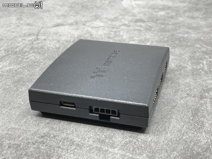 [開箱] 可拆可換 TT 耀影 SWAFAN RGB 風扇