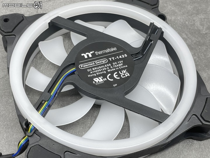 [開箱] 可拆可換 TT 耀影 SWAFAN RGB 風扇