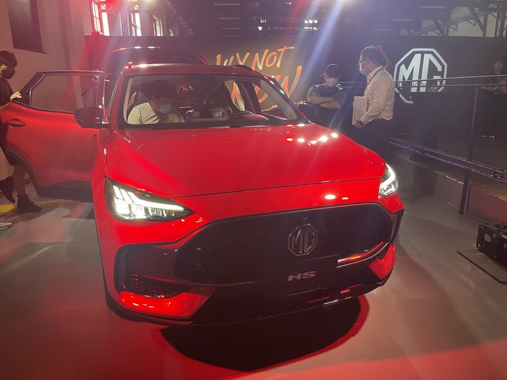 點我看大圖 突如其來的市場級距破壞者。MG HS賞車分享與購車分析,該買油電PHEV還是汽油款呢?