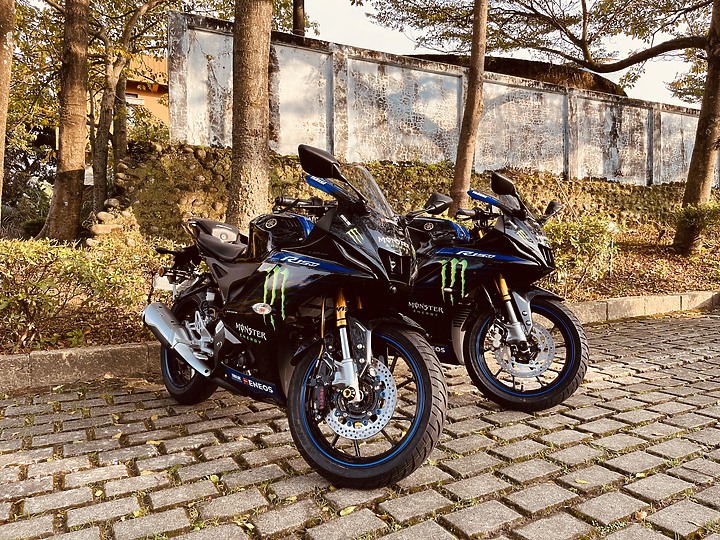 Yamaha Monster版R15v4M總代理開箱