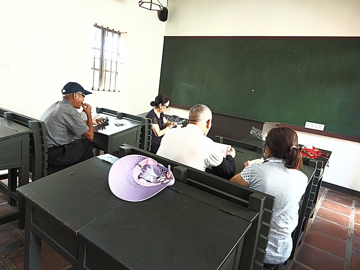 「有水頭富,無水頭厝」之前水頭中界洋樓群 — 金水國小、得月樓、僑鄉文化館、黃永遷、黃永鑿兄弟洋樓(水頭42號洋樓) — 盛夏金門四日行 金城篇 第1部