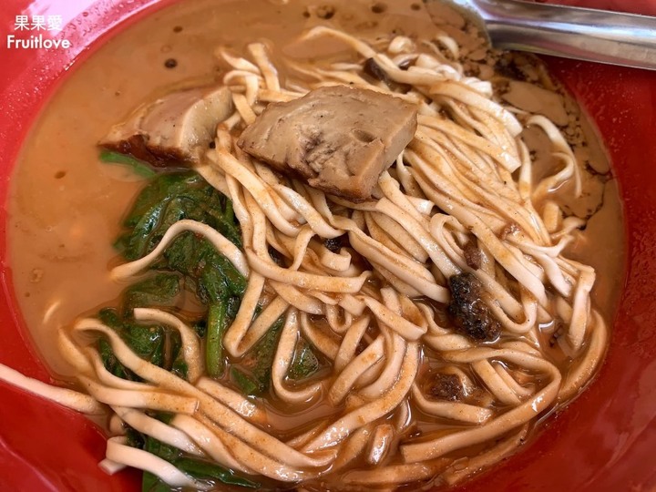 苗栗美食|藏身在停車場旁的美味乾麵