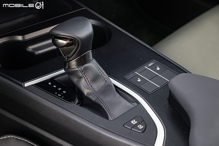 Lexus UX 250h 新年式試駕|影音系統再升級,發揮最強親和力!