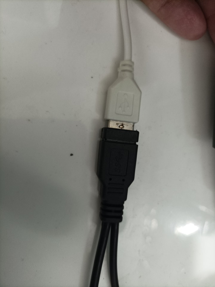 請問有懂太陽能板的大大嗎？？