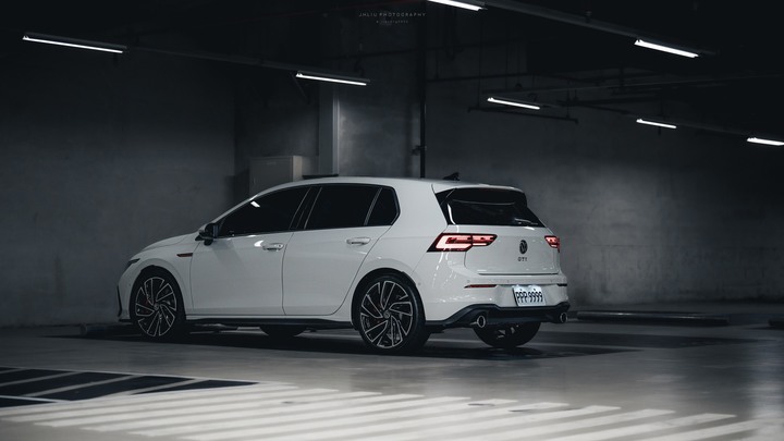 點我看大圖 Golf GTI 8 x 台灣首都高 寫真分享