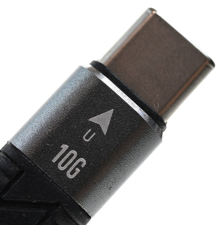 noda R9 Plus M.2 NVMe_SATA兩用SSD外接盒簡介及測試