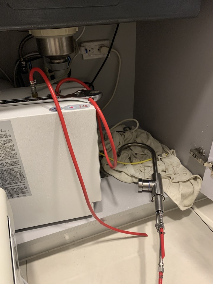 賀眾牌廚下型飲水機