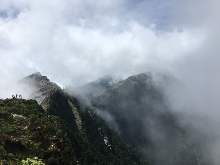 南台灣的合歡山-南橫三星(山)