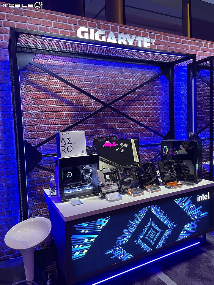 【多工高負載性能之王 Intel 13代處理器】Intel Open House & Mobile01 網友體驗會