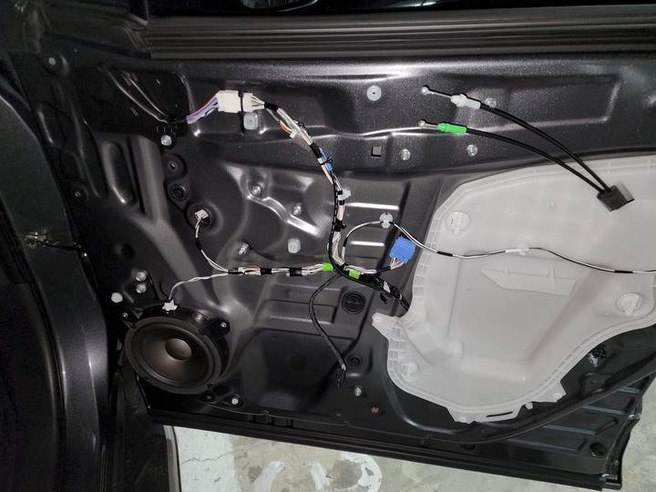 RAV4 2022年二驅油電旗艦版 舞豬舞狗亂改