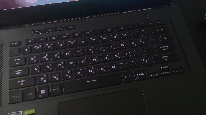 洗鍊外觀激情內在,ROG Zephyrus G15 GA503RW電競筆電開箱測試