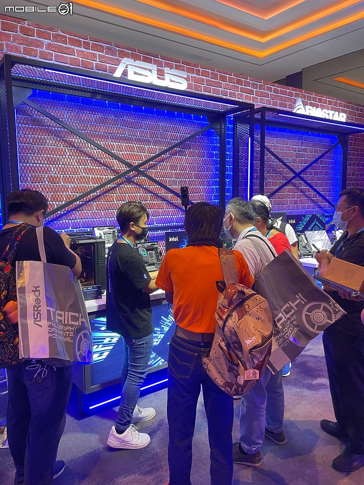 【多工高負載性能之王 Intel 13代處理器】Intel Open House & Mobile01 網友體驗會