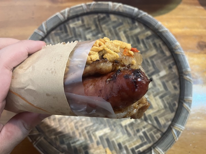 [食記] 碳厚囍，台灣新北樹林，碳烤香十足的大腸包小腸加里肌！