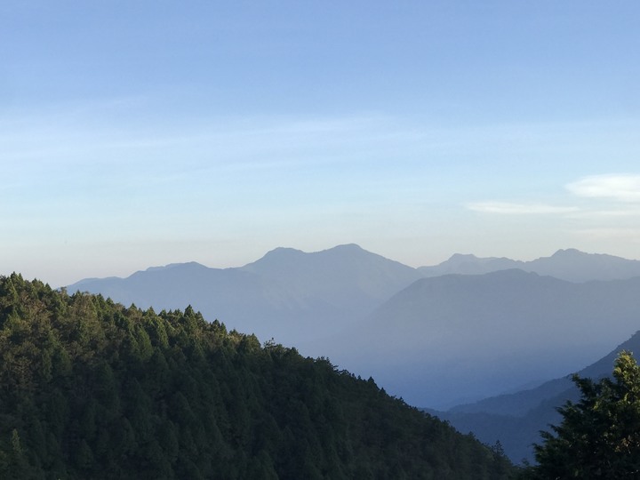 仲秋秋意涼 太平山爆棚