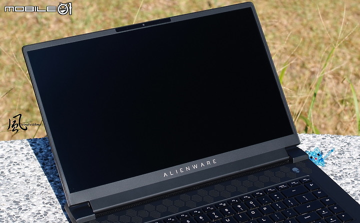 Alienware m15 R7 AMD搭載R9 6900HX與3080Ti電競筆電評測