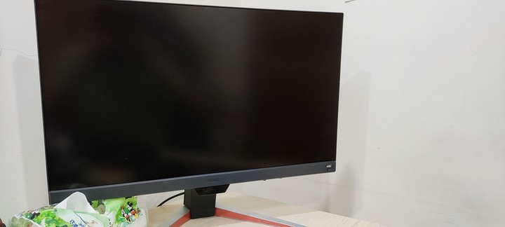 新電競螢幕BenQ EX240N開箱