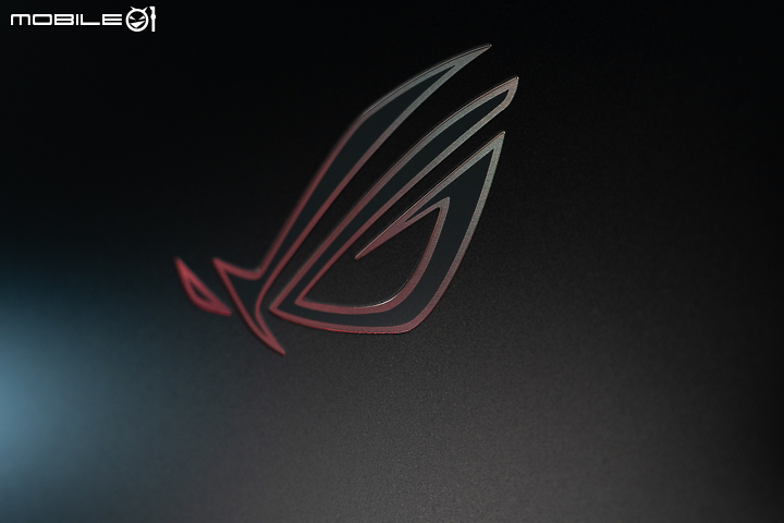 ROG Strix SCAR 17 SE G733 測試報告|為極致電競效能而生!