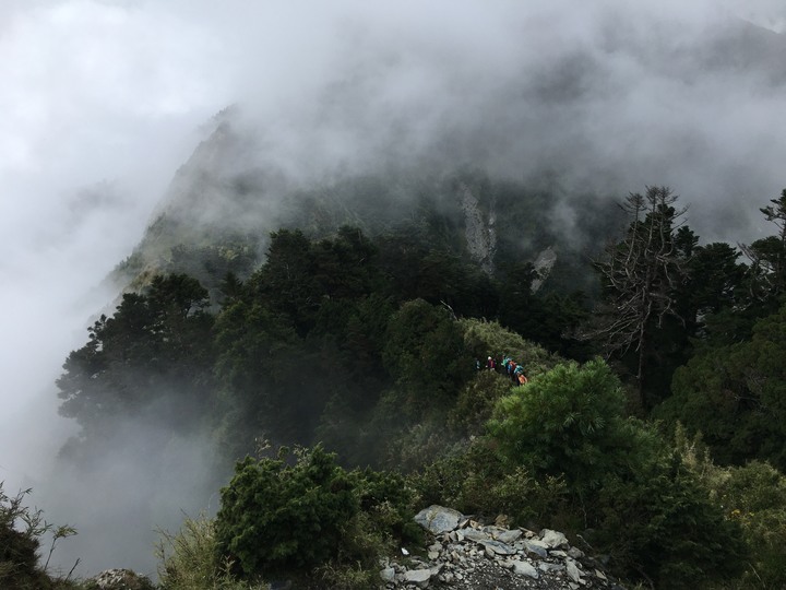 南台灣的合歡山-南橫三星(山)