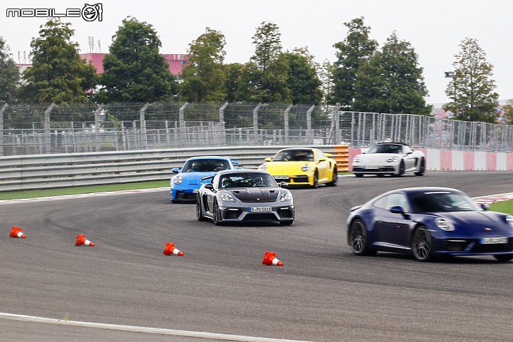 Porsche 718 Cayman GT4 RS麗寶賽道體驗 │ 直擊腦門的九千轉轟鳴,更不負賽道機器的威名!