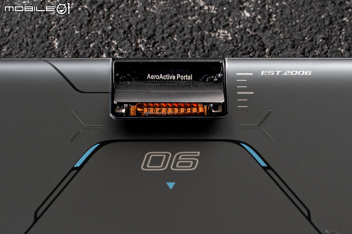 ASUS ROG Phone 6D Ultimate|天璣9000+佐散熱閥 成就冷卻新境界