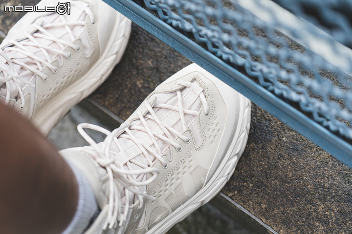 HOKA Tor Ultra 2022復刻版實穿分享|戶外潮流經典神鞋再度回歸!