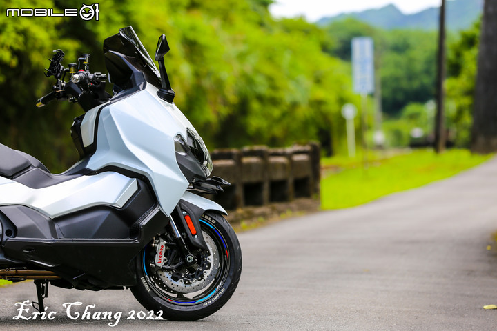 點我看大圖 我的白色彗星二代 SYM MAXSYM TL
