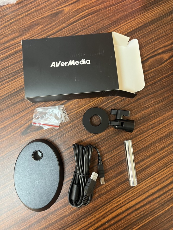 [新品開箱] 圓剛 麥克風AM310 白化版