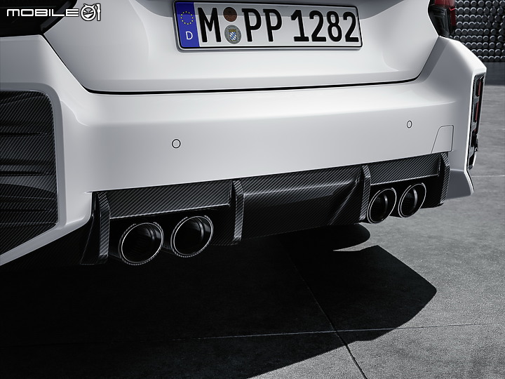 【海外新訊】BMW 為 M2 推出超強烈風格的 M Performance 套件!