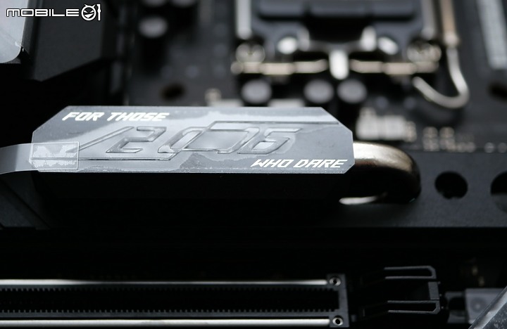 點我看大圖 ROG STRIX 繼續升級 ROG STRIX Z790-E GAMING WIFI 開箱