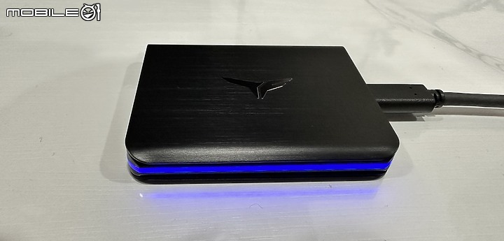 潘朵拉的觸控寶盒? T-FORCE TREASURE TOUCH RGB SSD 開箱