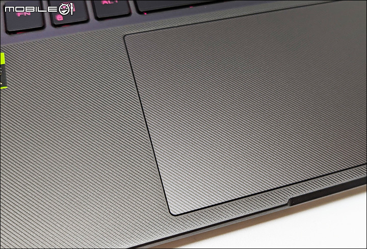 快速開箱:ROG Flow X16 GV601RM