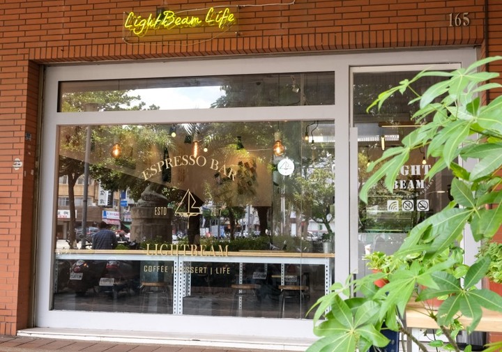 台中北區|隱藏住宅區人氣咖啡廳！必點獨家茶咖啡.手作甜點