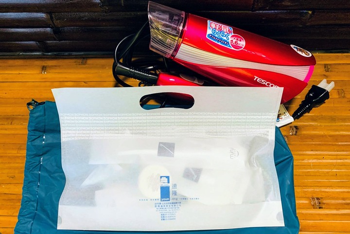 海盜村一泊四食,度假、玩樂一站滿足│不老玩家、親子客最佳遊樂園,恰到好處的刺激,找回久違童心與安全溜小孩的不二之選│還有超多3D立體彩繪、歐風童話小屋,網美、文青拍照打卡也適合│