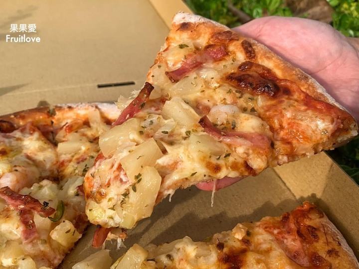 屏東恆春美食-老城牆旁的手工pizza店，餅皮Q彈嚼勁，餡料多又實在