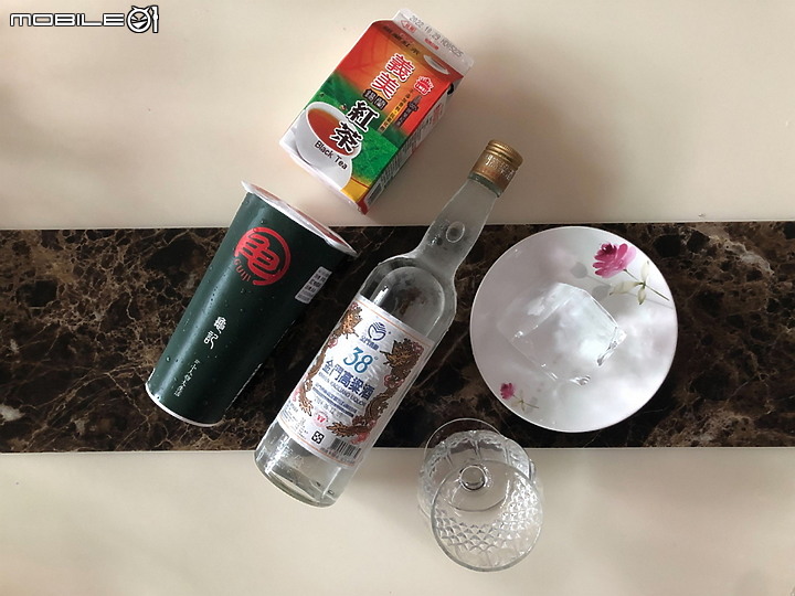 開始養成喝高粱酒習慣
