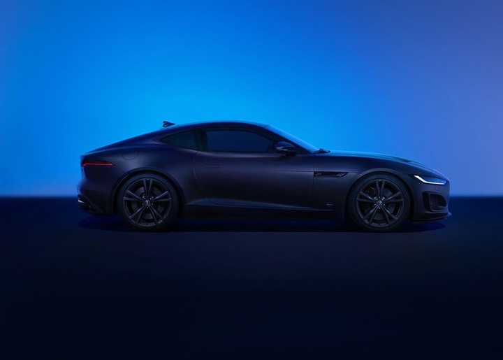 Jaguar 推出 F-TYPE 75 最終式樣車 正式向純種內燃機世代告別