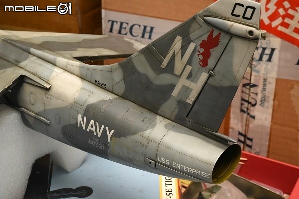 [模型製作記] 1/32 A-7E 戰鬥紅雞