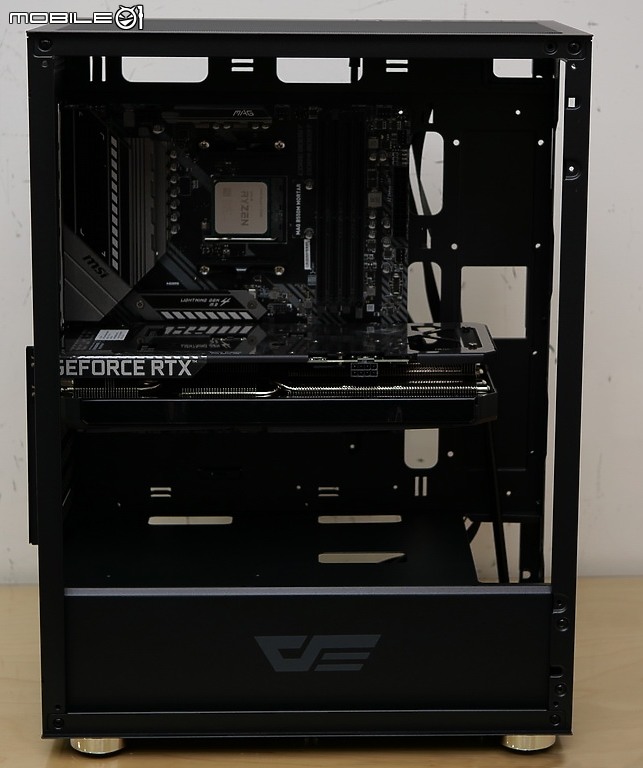 點我看大圖 低調無光 darkFlash DLC29 四面網格入門款 ATX 開箱