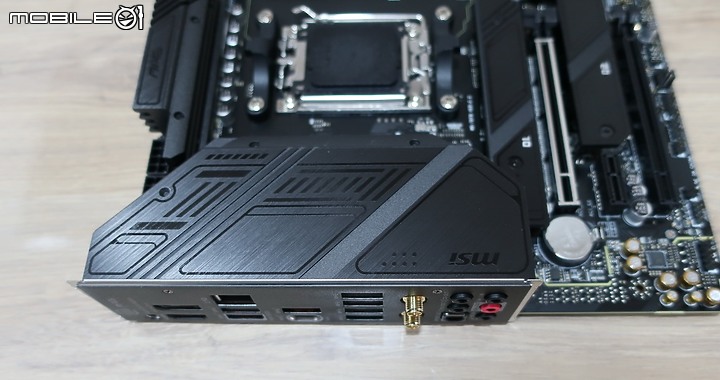 經典 MORTAR 迫擊砲 msi 微星 AM5 B650 Mortar WiFi 開箱