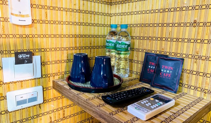 海盜村一泊四食,度假、玩樂一站滿足│不老玩家、親子客最佳遊樂園,恰到好處的刺激,找回久違童心與安全溜小孩的不二之選│還有超多3D立體彩繪、歐風童話小屋,網美、文青拍照打卡也適合│