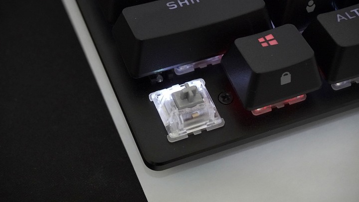 【開箱】賊船首把60%無線鍵盤!! CORSAIR K70 PRO MINI WIRELESS開箱