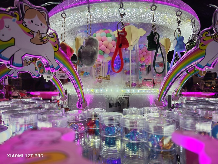 【Xiaomi 12T Pro】 開箱 + 實拍分享 + 體驗會～享受年輕人的第一個兩億！