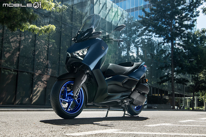 【海外新訊】2023 YAMAHA XMAX 300 改款發表