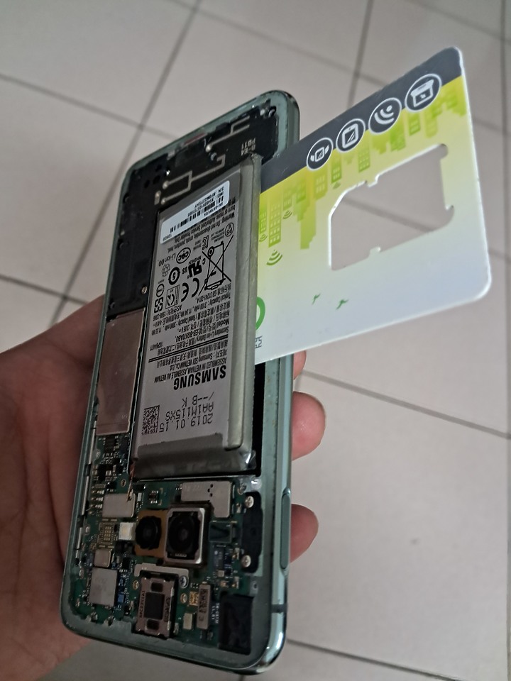 三星 S10e 使用超過三年電池終於壞了