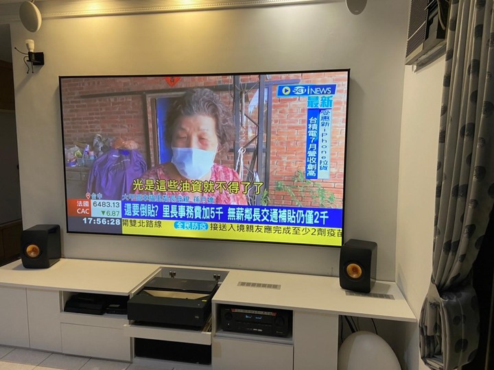 50吋變到100吋雷射電視超有感升級 ( BenQ V7050i )