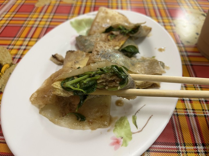 [食記] 八斗子正宗永和豆漿，台灣基隆中正，滿滿九層塔的蛋餅配上香濃豆漿紅茶