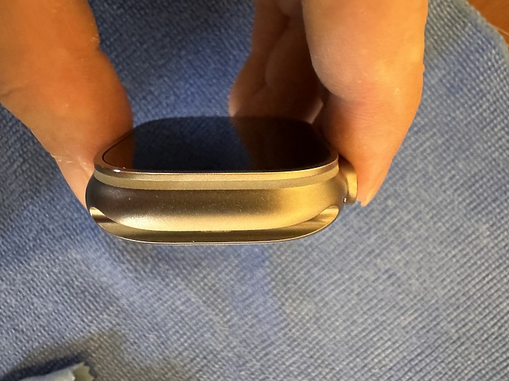 Apple Watch ultra 外殼那圈…..