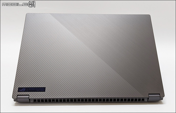 快速開箱:ROG Flow X16 GV601RM