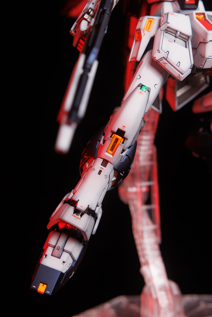 來自福岡的頂級和牛 萬代 RG 1/144 RX-93FF ν Gundam